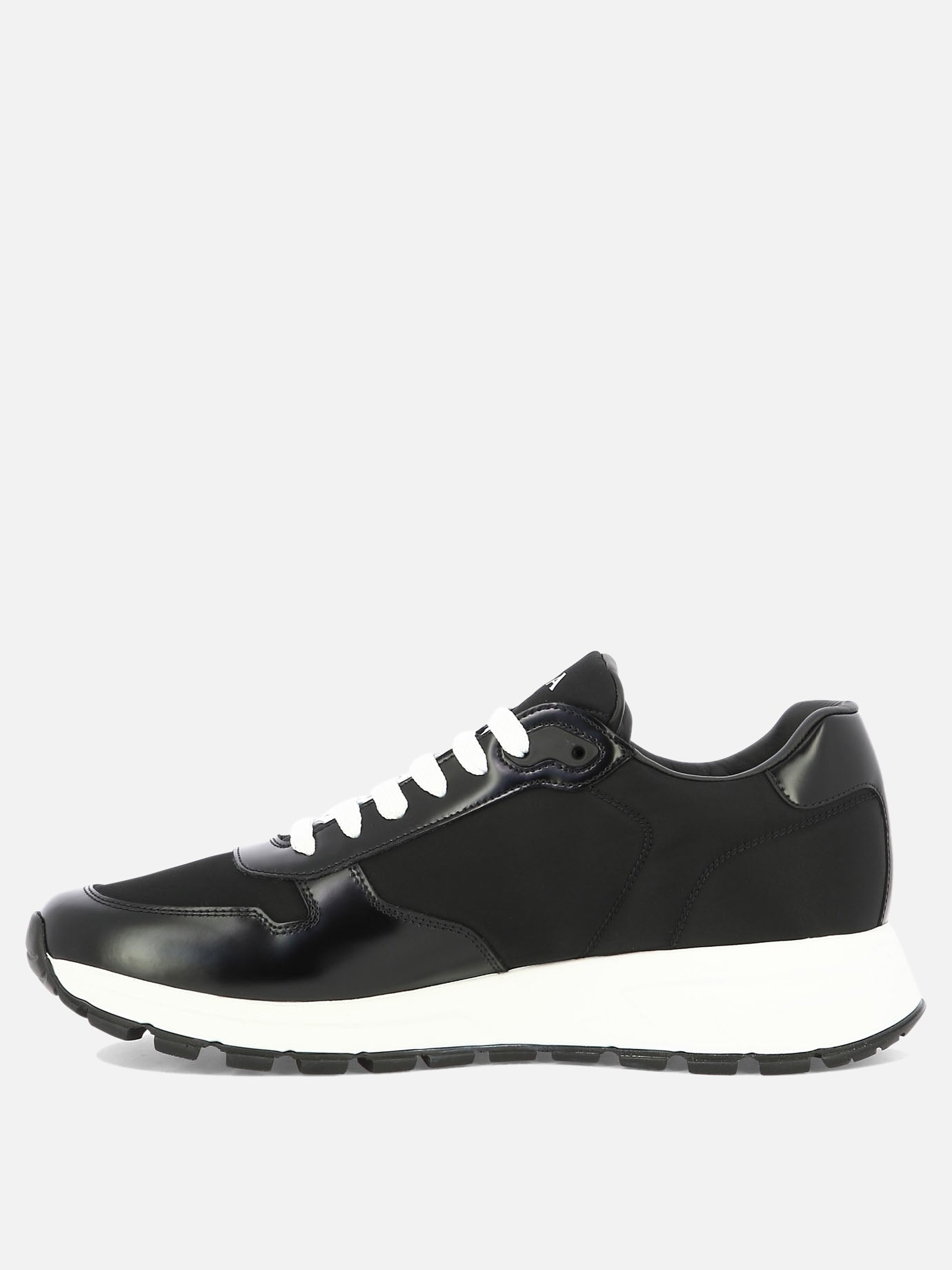 Low top sneakers 100% recycled nylon - 100% rubber  Black - Prada Men | PDP | VIETTI Online Store | thumbnail_3