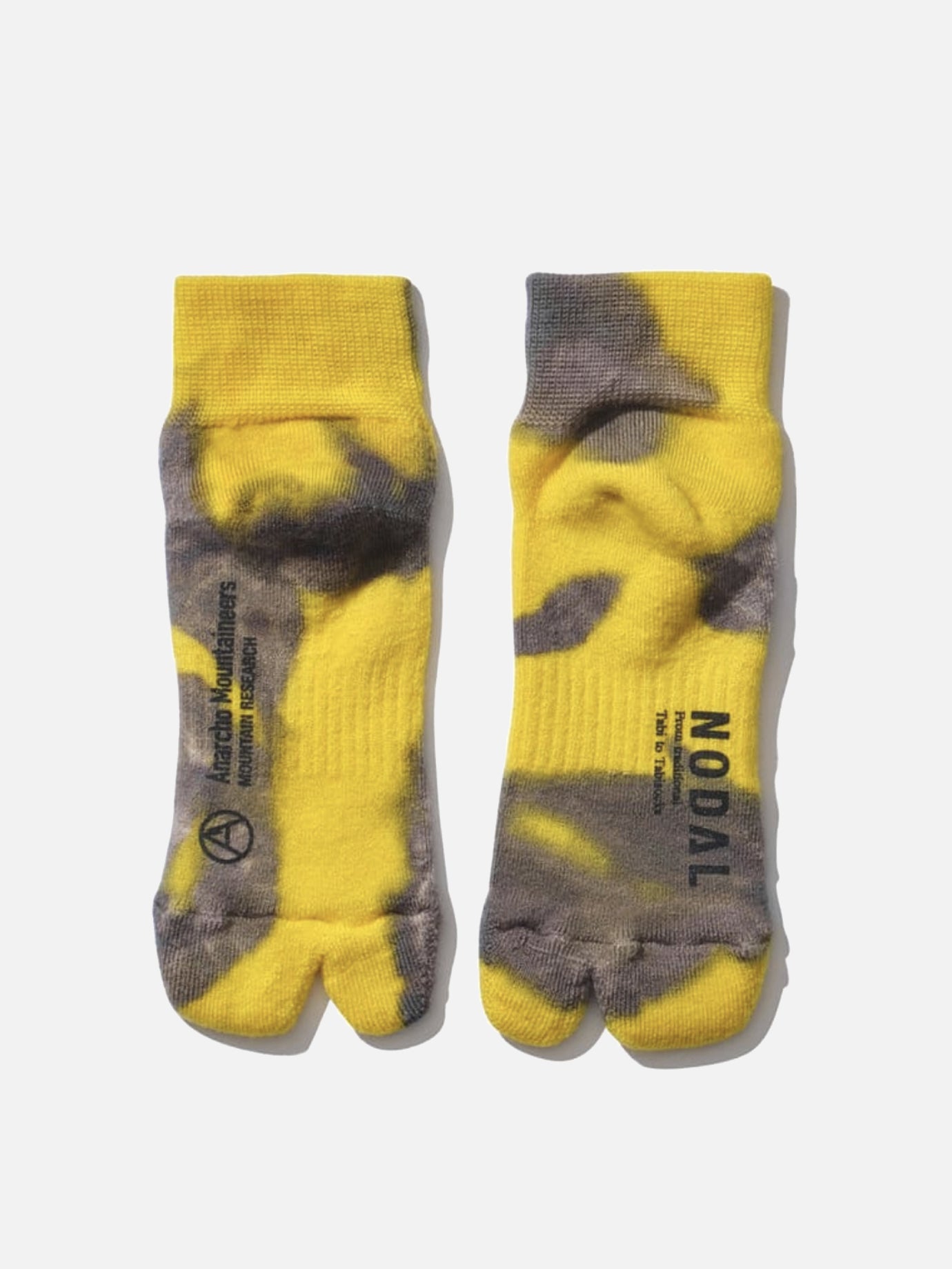 "Tie Dye Tabi" socks