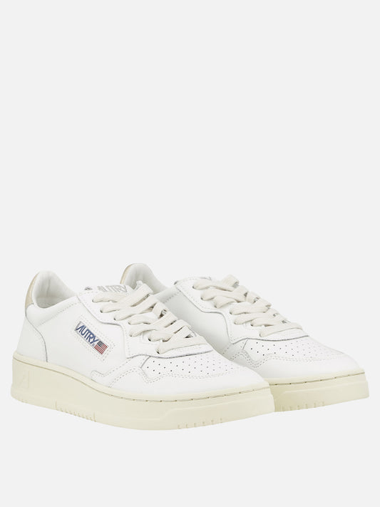 Autry "Medalist Low" sneakers 14702901_35 White 2