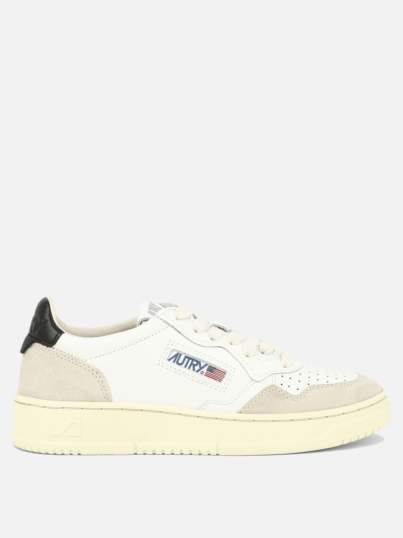 Autry "Medalist Low" sneakers White