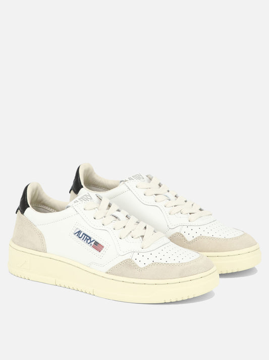 Autry "Medalist Low" sneakers 11564029_36 White 2