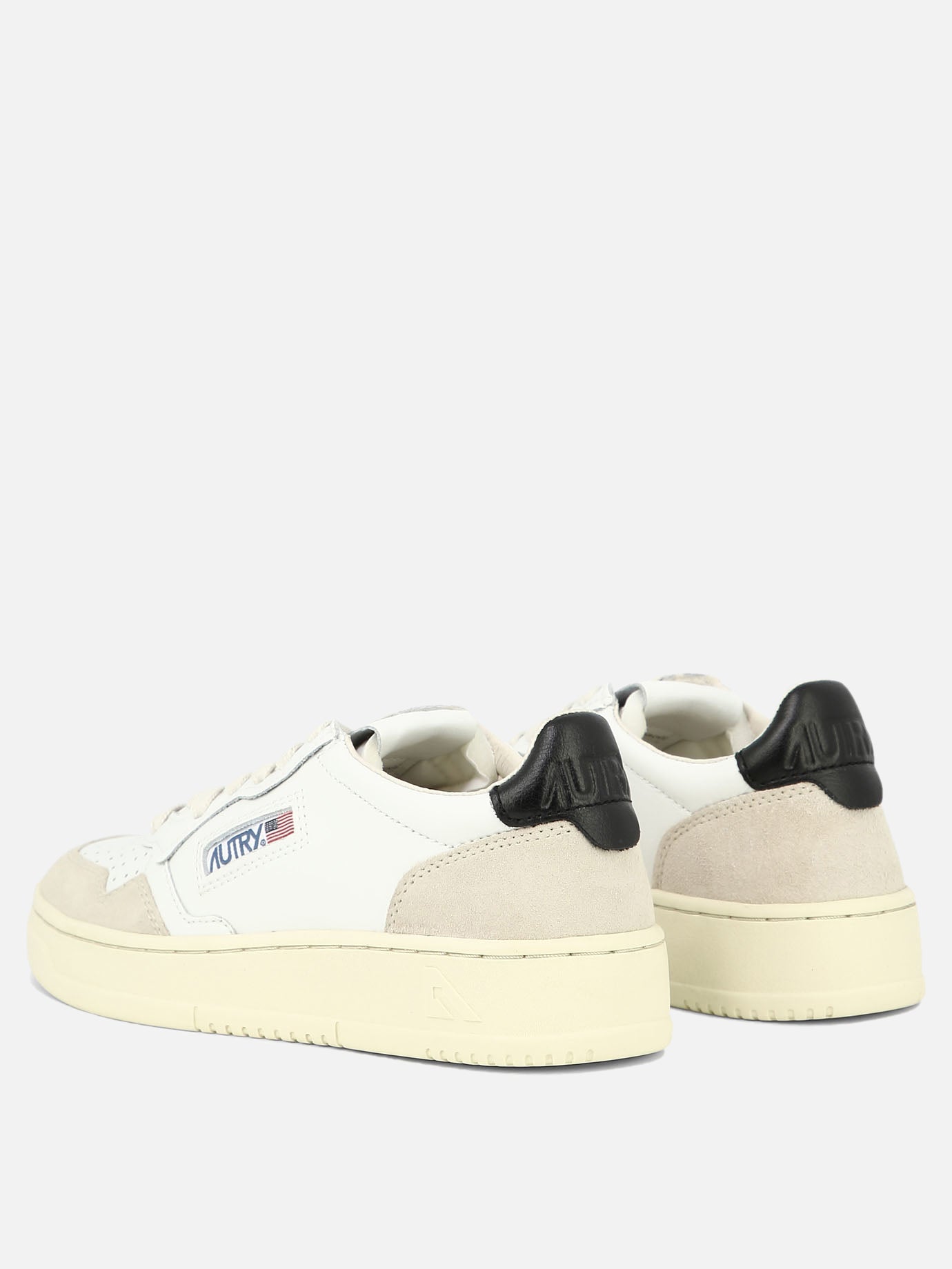 Autry "Medalist Low" sneakers White