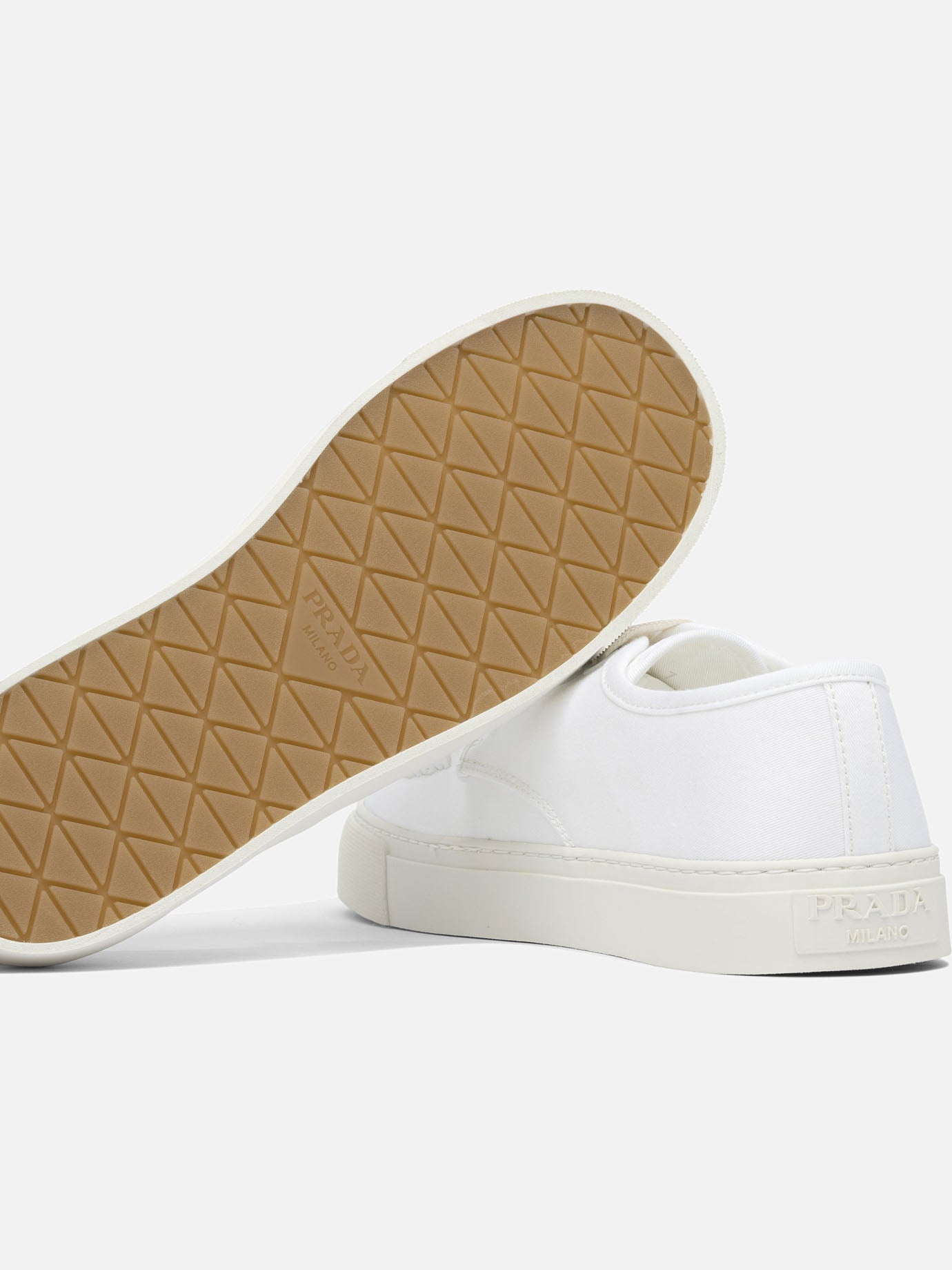 Low top sneakers 100% fabric - 100% rubber  White - Prada Men | PDP | VIETTI Online Store | thumbnail_5