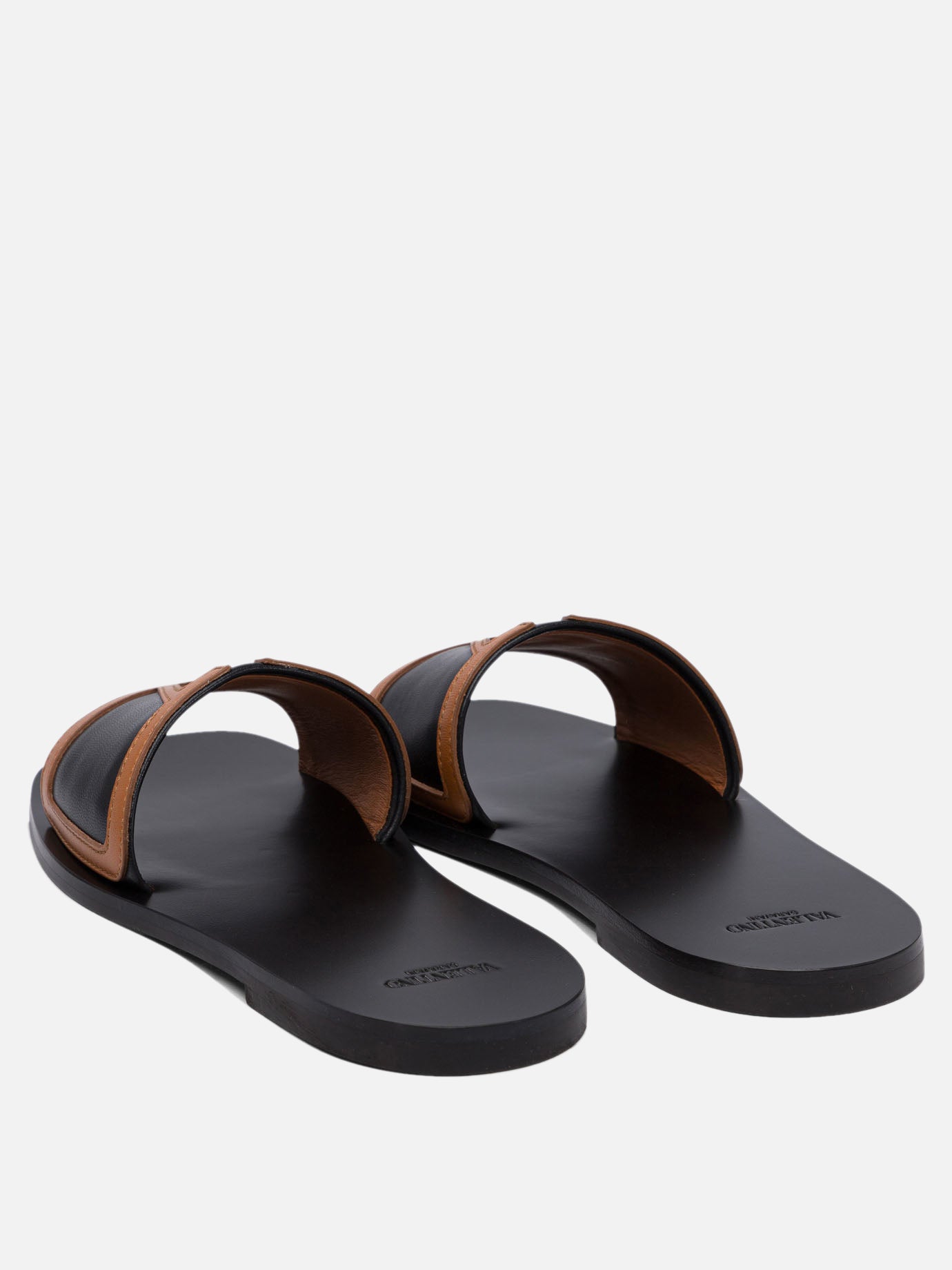 Flat sandals 100% leather - 100% leather  Black - Valentino Garavani Women | PDP | VIETTI Online Store | Zoom-Modal_4

