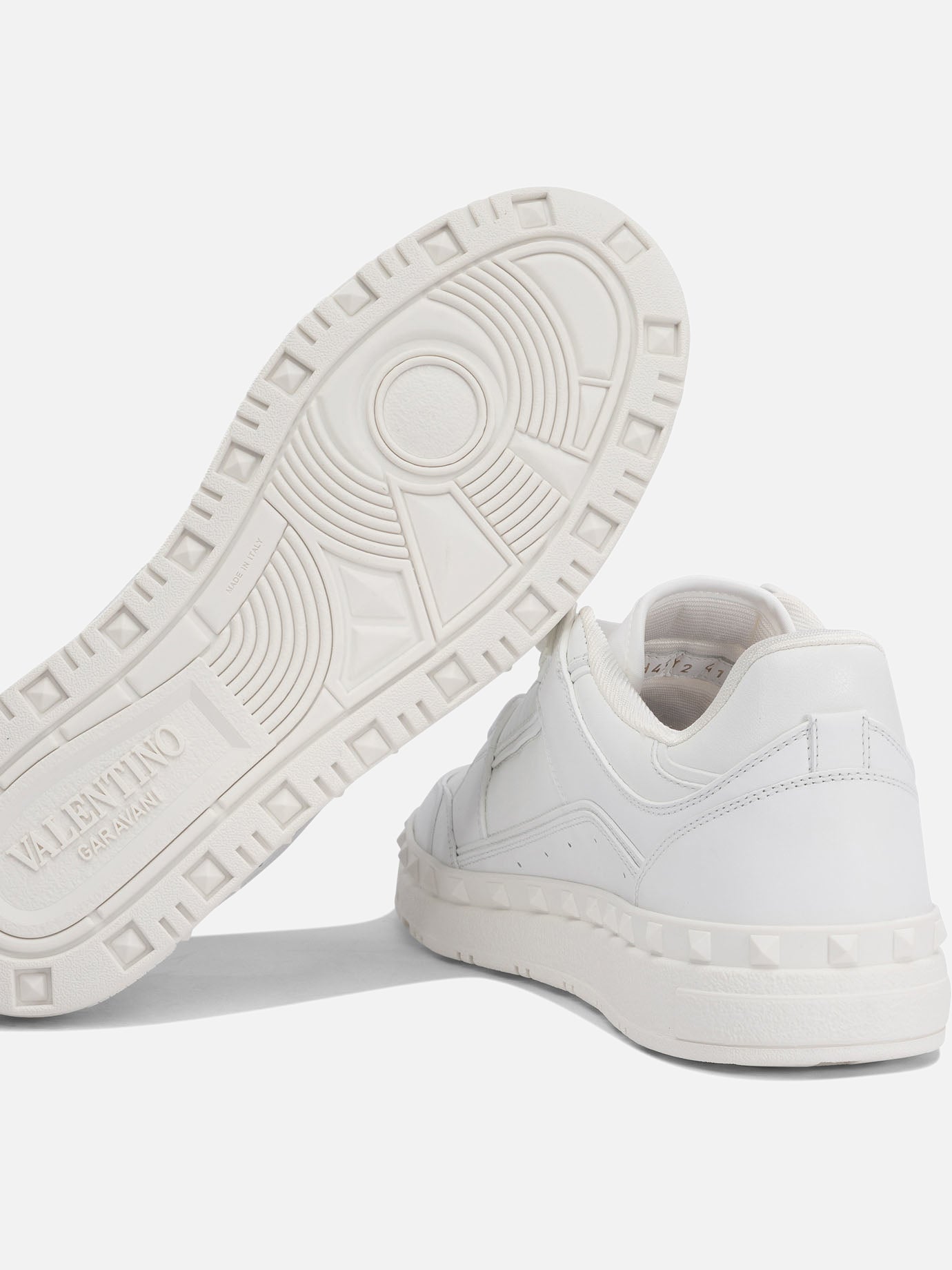 Low top sneakers 100% leather - 100% rubber  White - Valentino Garavani Men | PDP | VIETTI Online Store | Zoom-Modal_5
