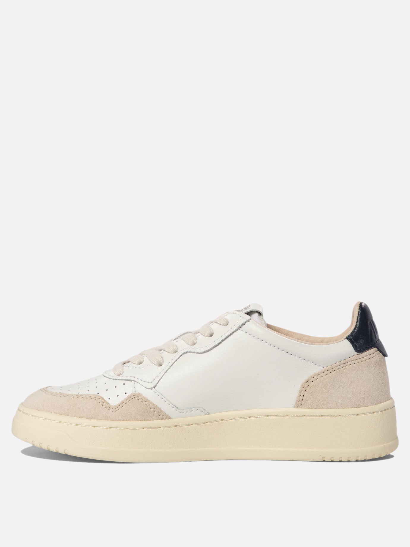 Low top sneakers 70% leather 20% suede 10% nylon - 100% rubber  White - Autry Women | PDP | VIETTI Online Store | Zoom-Modal_3
