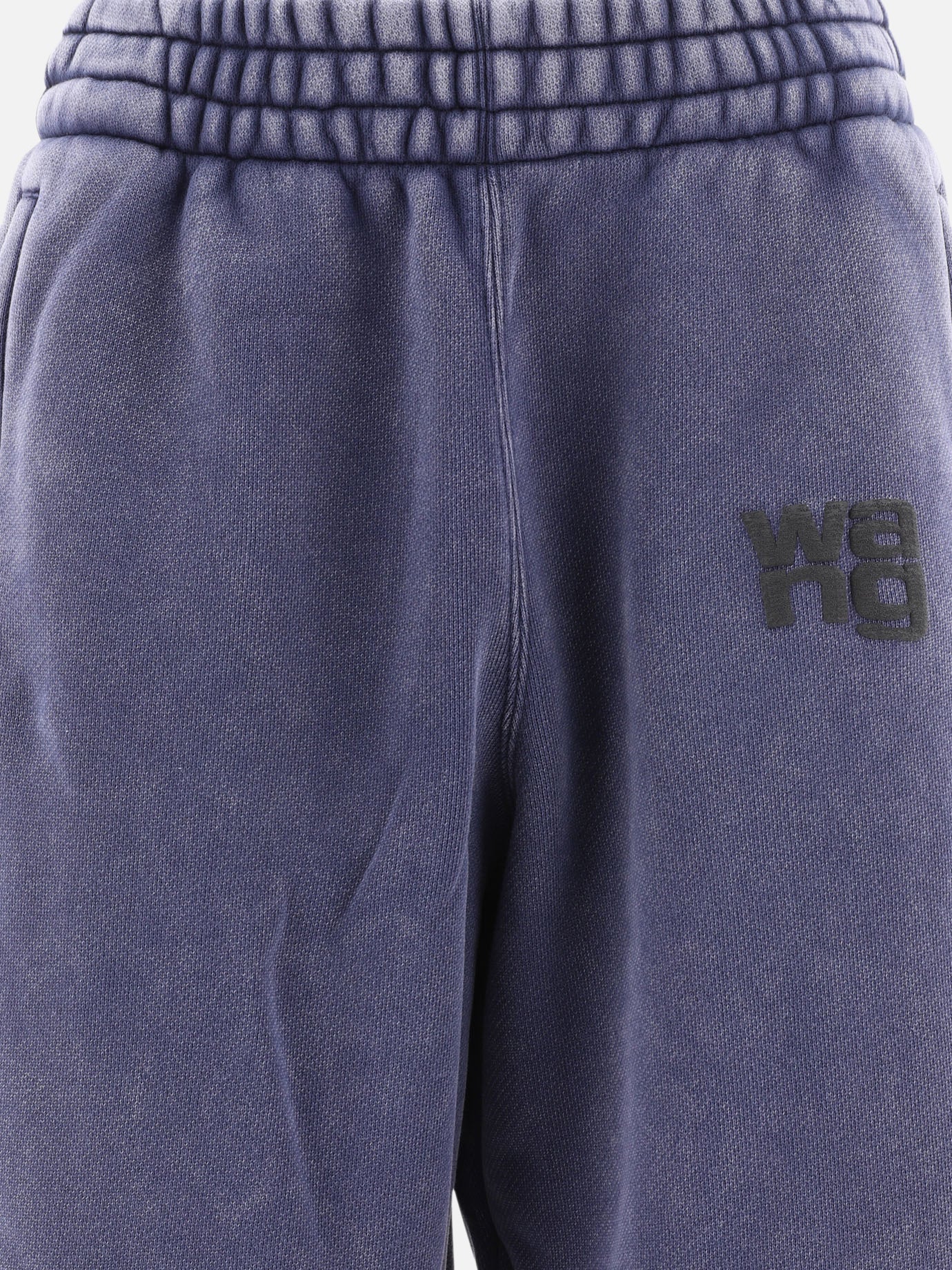 Joggers with rubberised logo