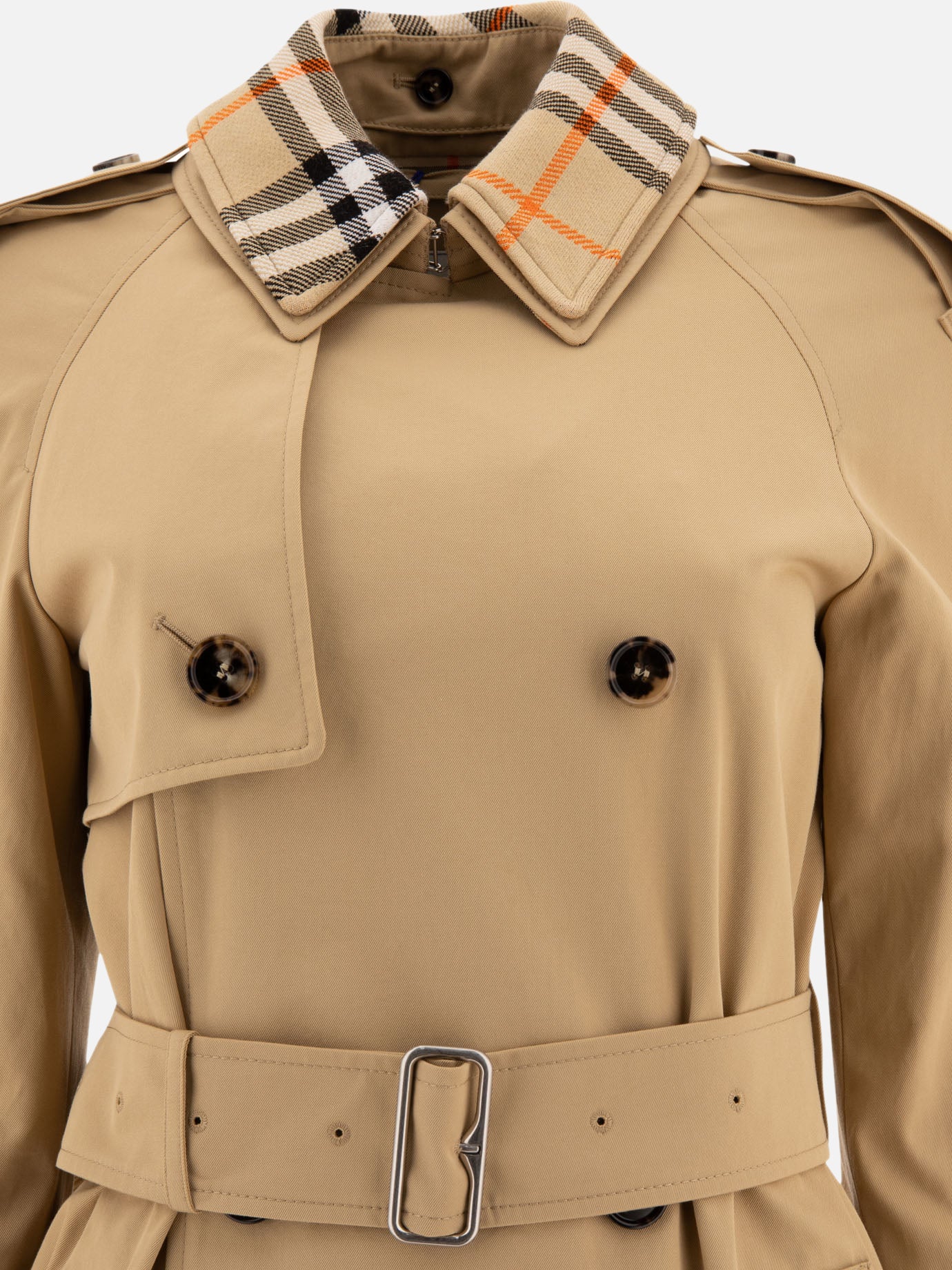 Burberry Long gabardine trench coat with detachable collar Beige