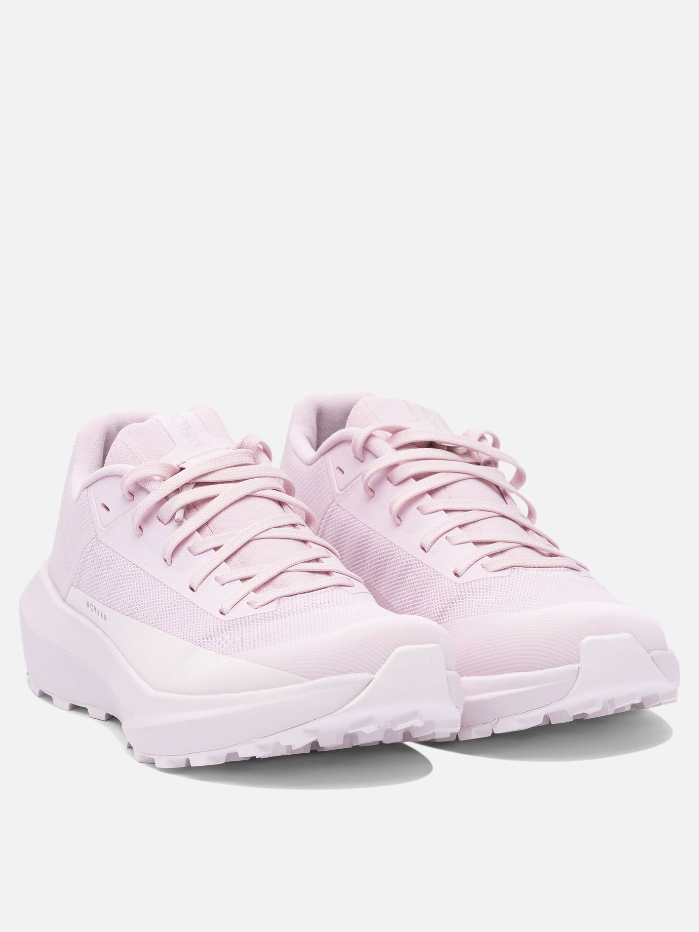 Arc'teryx "Norvan LD 4" sneakers Pink