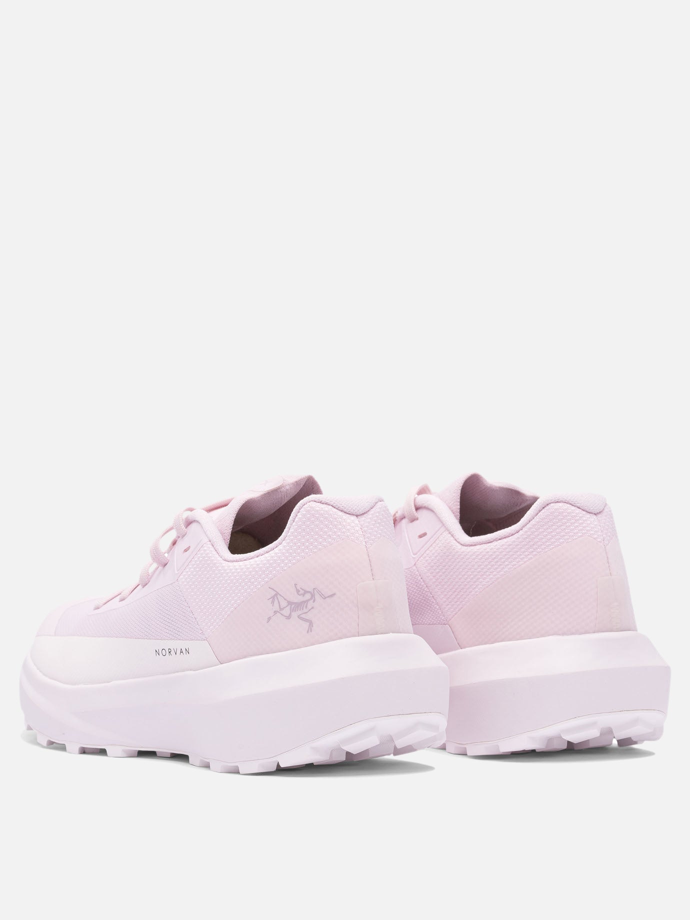Arc'teryx "Norvan LD 4" sneakers Pink