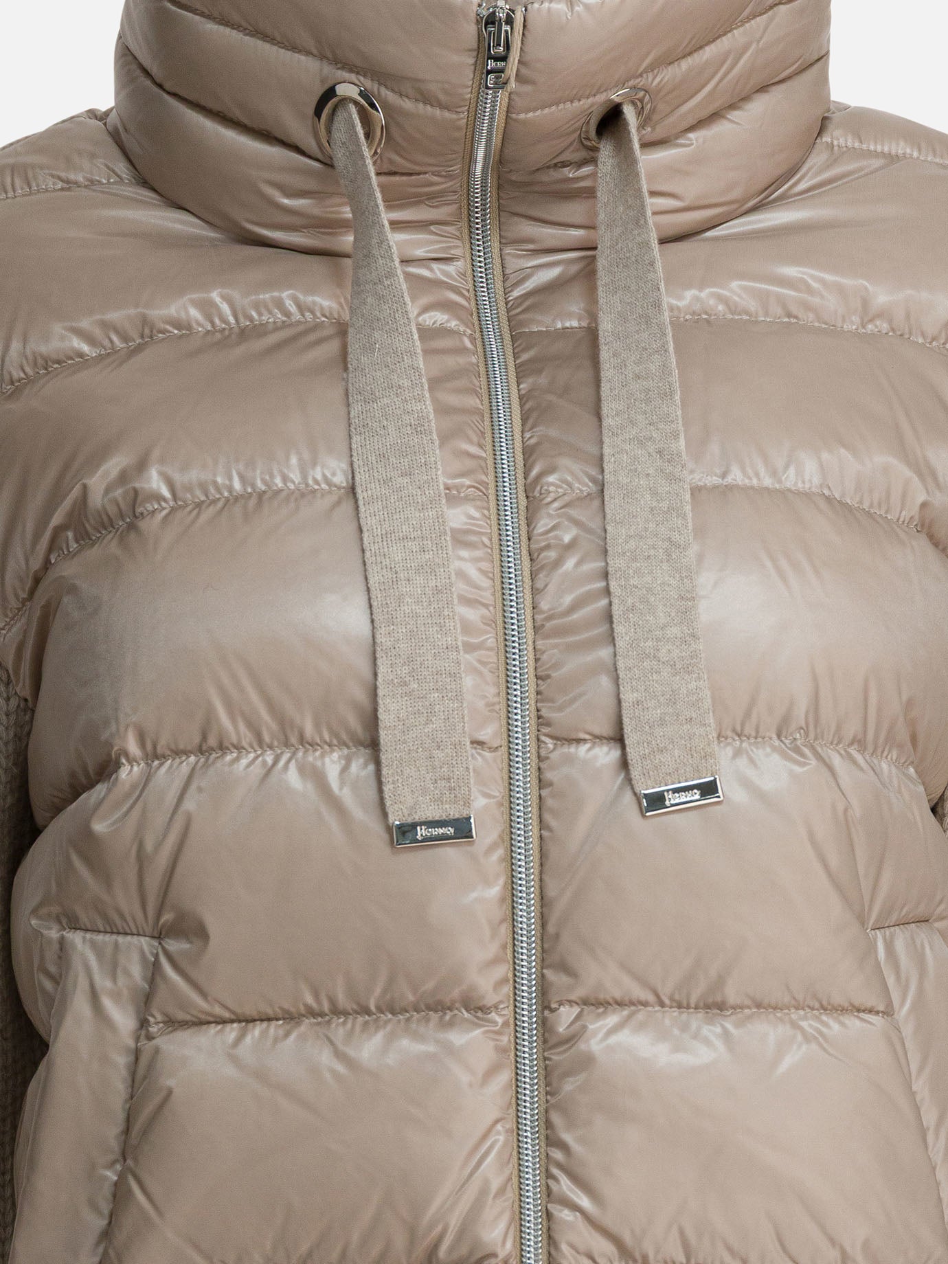Down jackets Solid colour  Beige - Herno Women | PDP | VIETTI Online Store | Zoom-Modal_3
