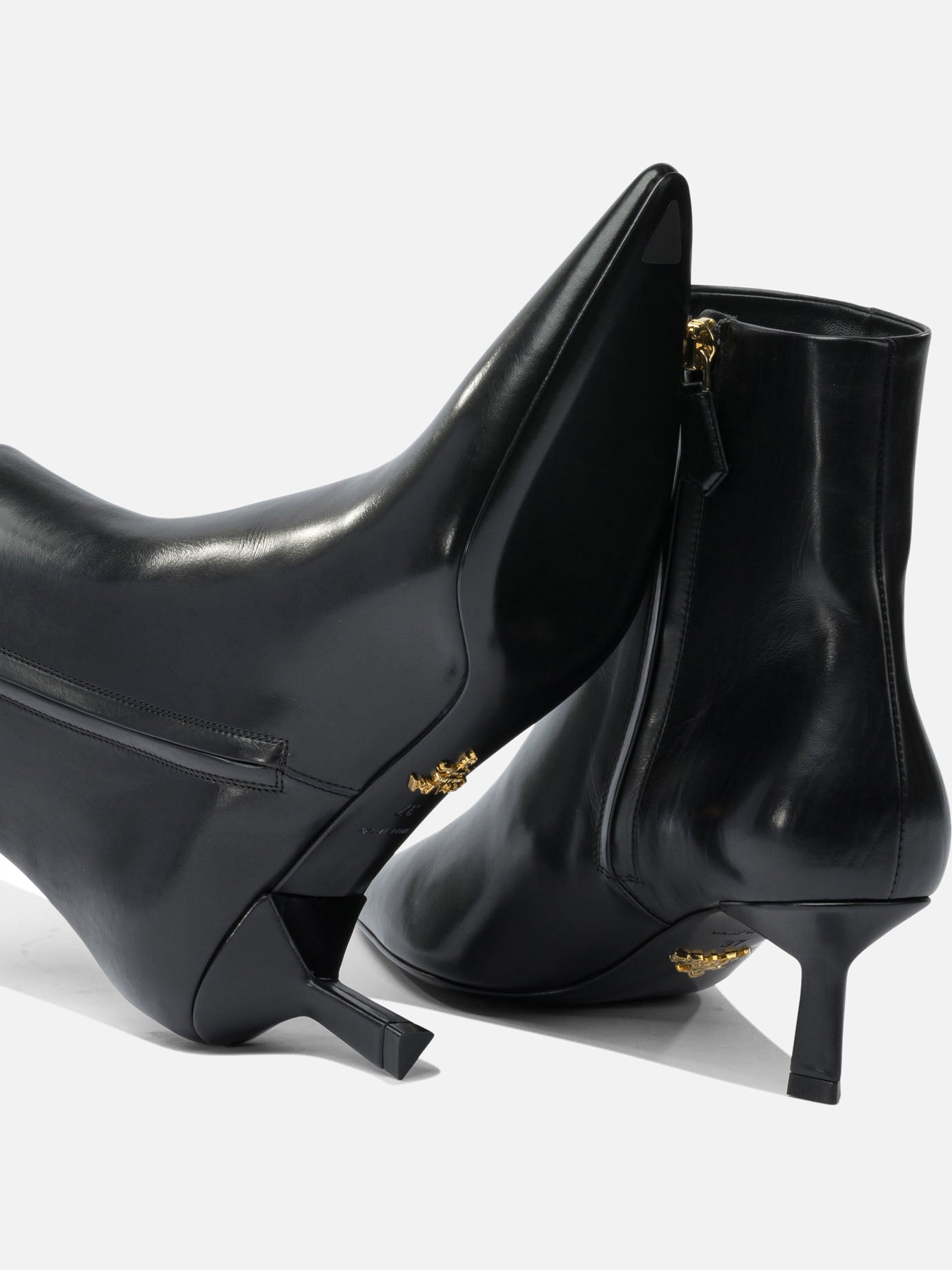 Zipped boots 100% calf leather - 100% leather  Black - Prada Women | PDP | VIETTI Online Store | thumbnail_5
