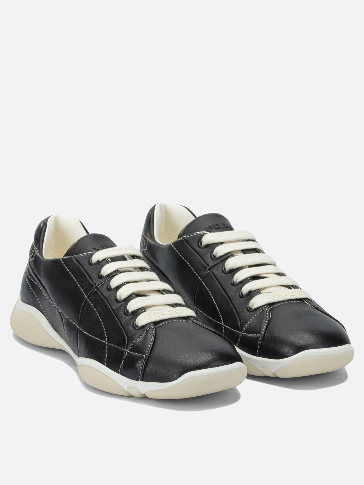 Low top sneakers 100% lamb leather - 100% rubber  Black - Prada Men | PDP | VIETTI Online Store | Zoom-Modal_2
